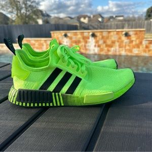 Nmd_R1 - ‘Signal Green’